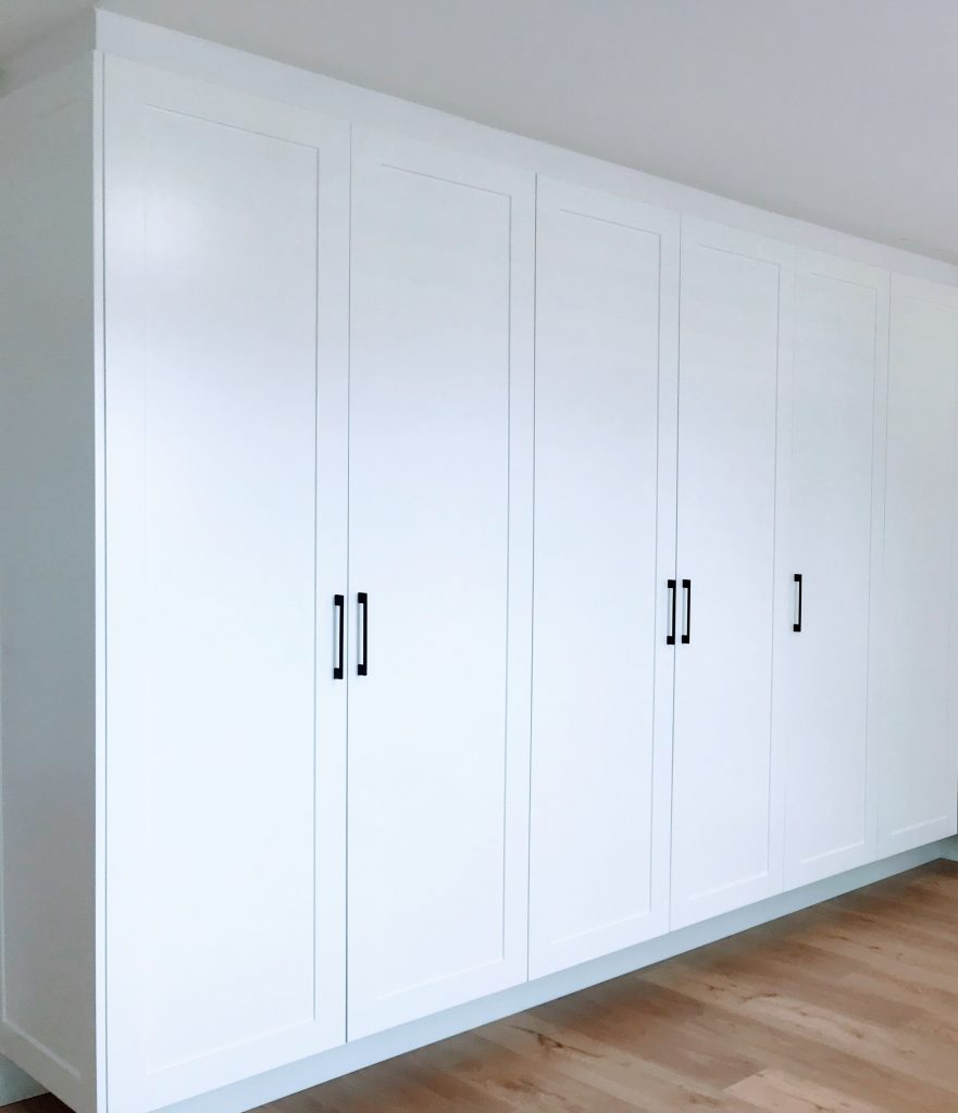 Shaker-Style-Hinged-Wardrobe